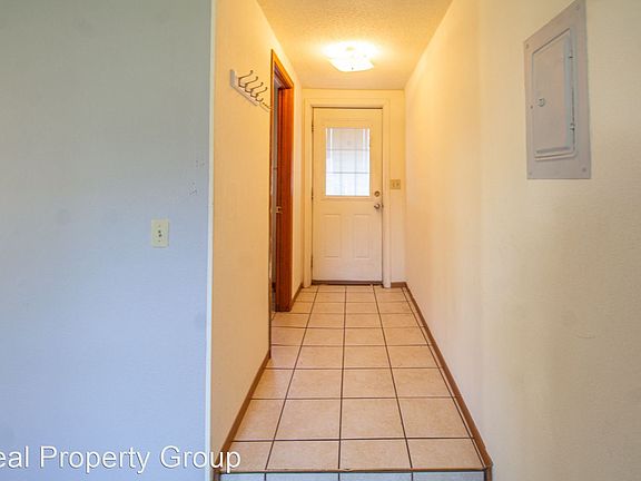 3rd image of 1415 Wilson Ave #11568222