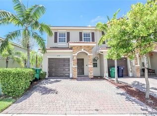 22398 SW 88th Path, Cutler Bay, FL 33190