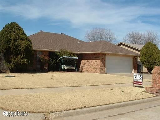 1st image of 12820 Heron Ln
