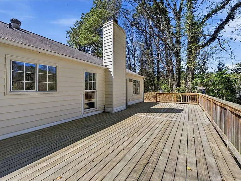201 Colony Springs Dr — Photo 32