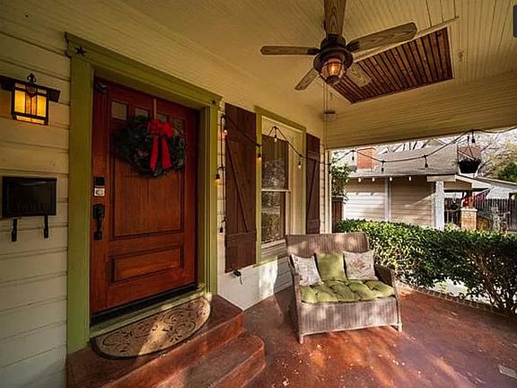2nd image of 5939 Richmond Ave
