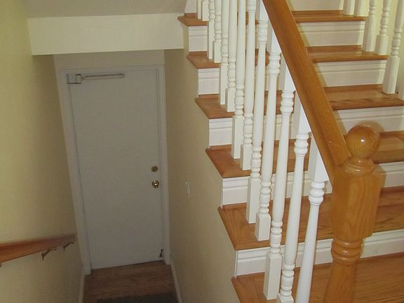 4th image of 26005 Alizia Canyon Drive #B