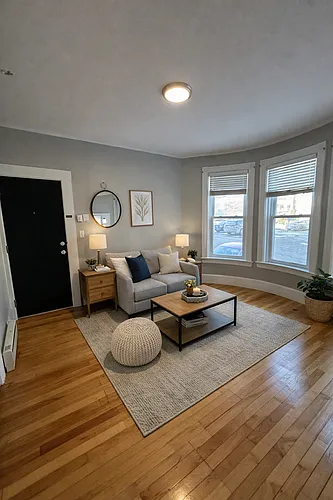 4 N State St #102/1D Photo 1