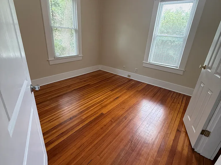 209 Claire St — Photo 14