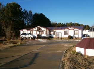 11 Montgomery Heights Rd, Selma, NC 27576