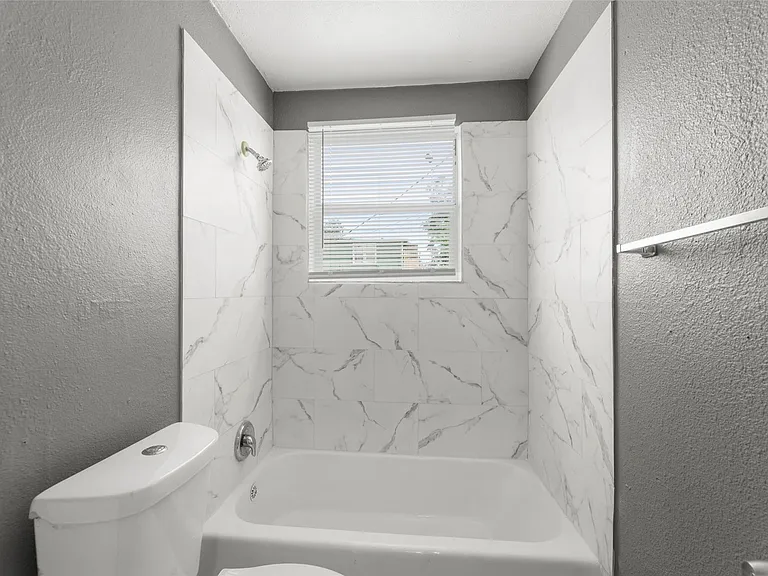 3420 Michigan St #1 — Photo 6