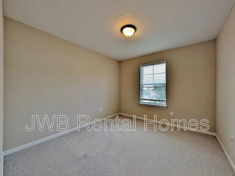 477 Albany Bay Blvd — Photo 14