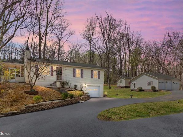 272 Mountain View Dr, Front Royal, VA 22630