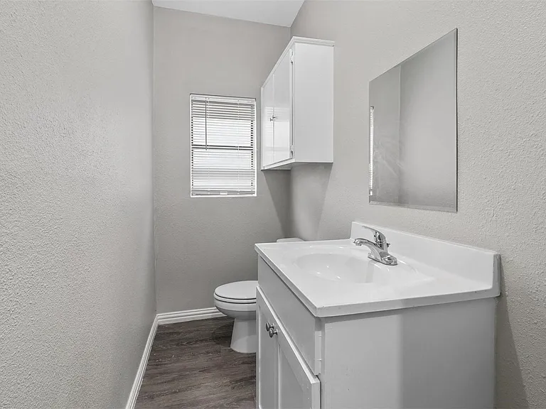 814 N Walnut St — Photo 10