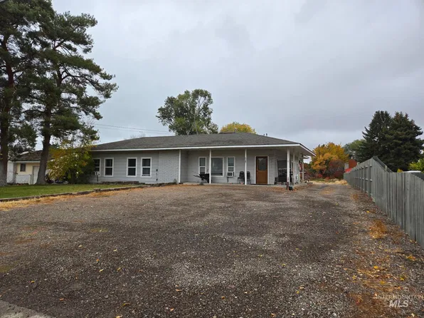 2163 Elizabeth Blvd, Twin Falls, ID 83301