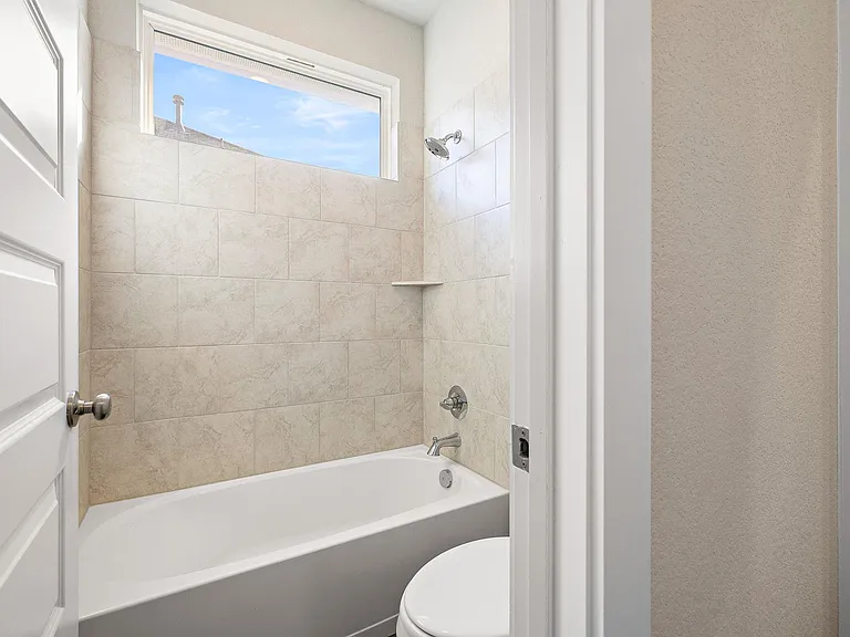 120 Upland Dr — Photo 17