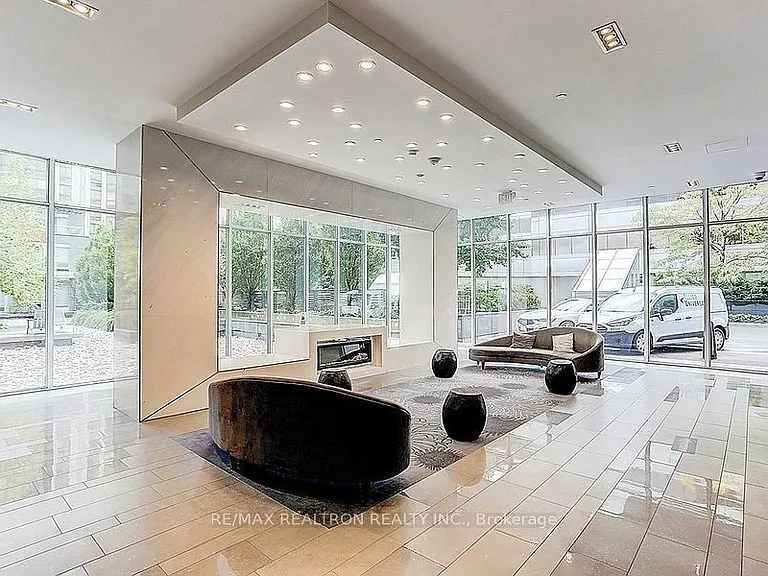 88 Sheppard Ave E #2405 — Photo 5