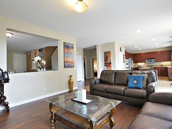 4th image of 1553 Summer Creek Ct