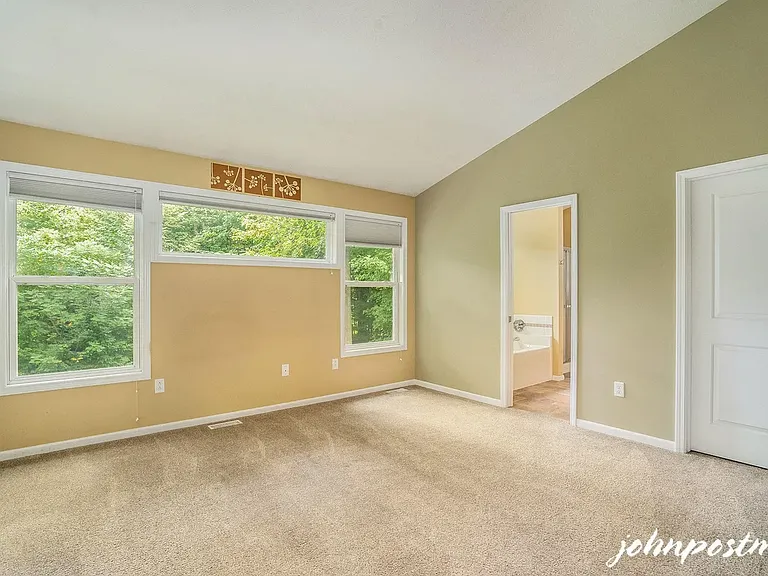 3628 Long Grove Dr SE — Photo 17