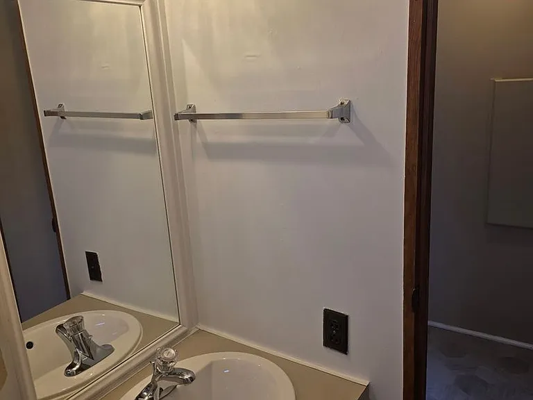 120 Juneau Way — Photo 11
