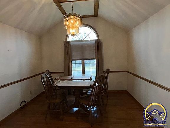 3rd image of 3776 SW Deer Trail Dr