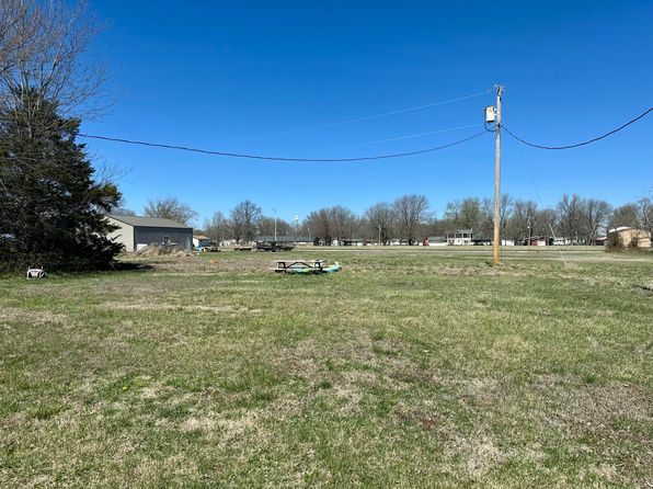 406 E 17th Street, Lockwood, MO 65682