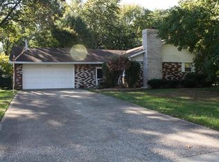 303 Rosemary Dr, Collinsville, IL