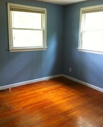3rd image of 10720 Rollingwood Dr