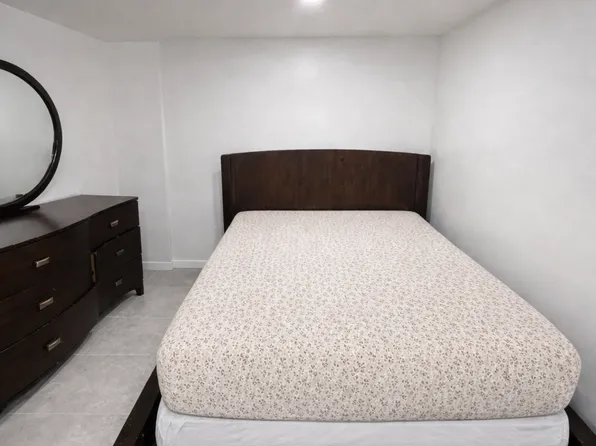 (undisclosed Address), Jamaica, NY 11433