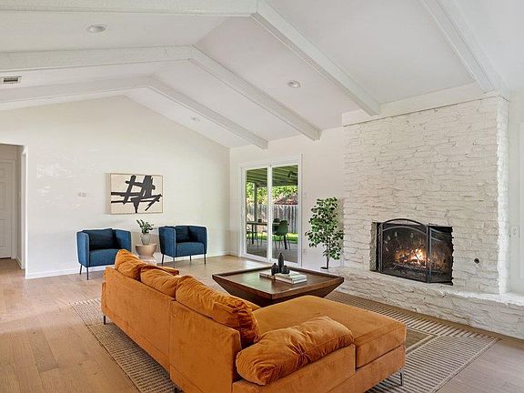 3rd image of 9803 Chukar Cir