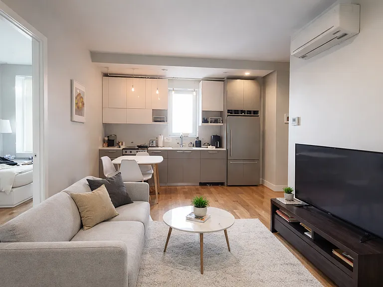 1038 Greene Ave #501A — Photo 1