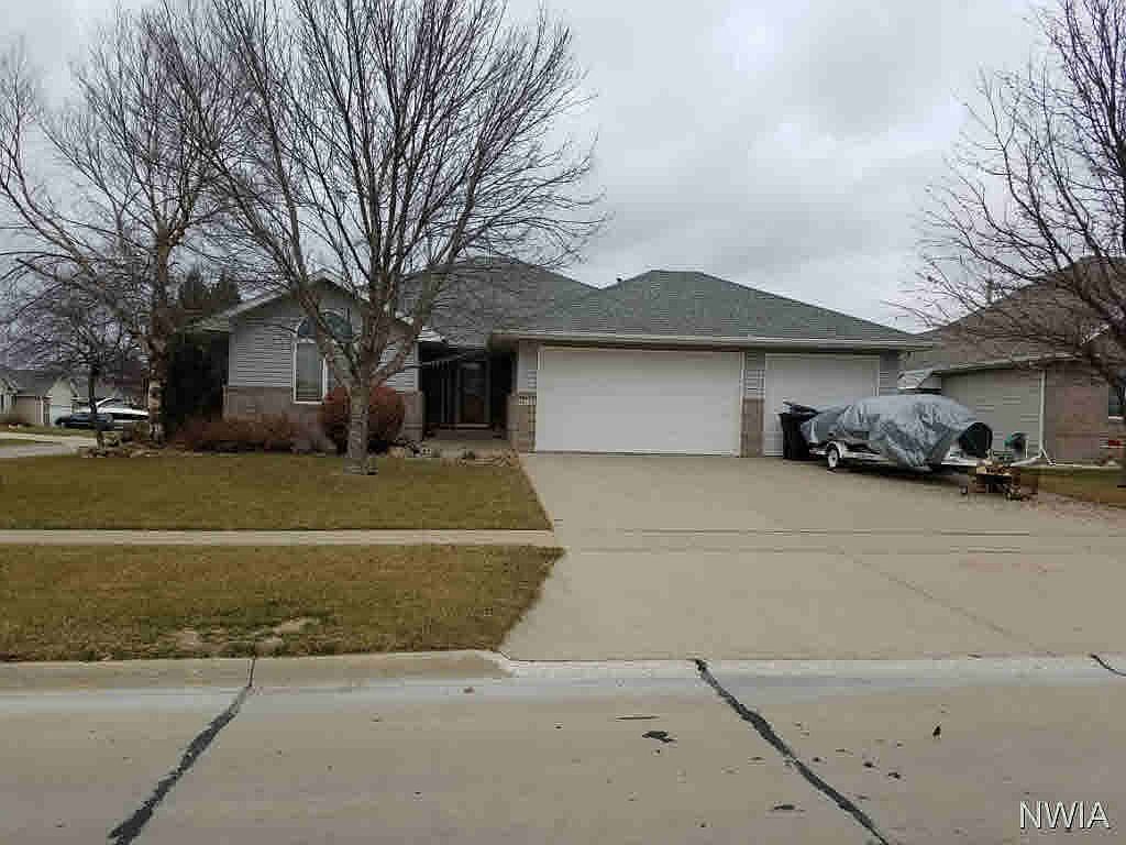 413 Brookshire Ct, Sergeant Bluff, IA 51054 Zillow