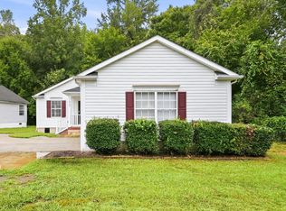11926 Stewarts Crossing Dr, Charlotte, NC 28215