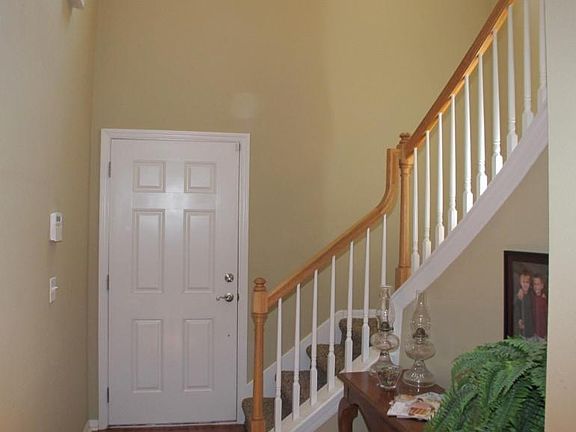 5th image of 417 Honeycomb Way