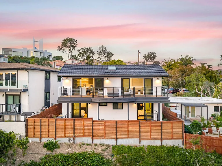 34031 Mazo Dr — Photo 47