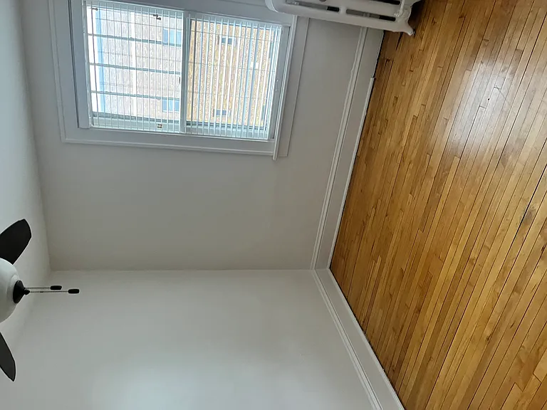 1618 Charles Ave — Photo 9