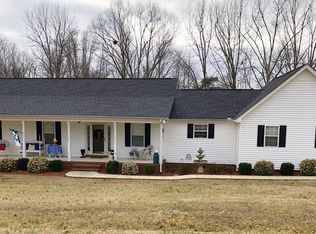 672 Pine Grove Rd, Smithville, TN 37166