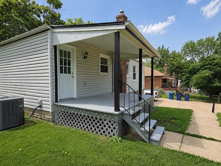 3450 Westridge Ln — Photo 4