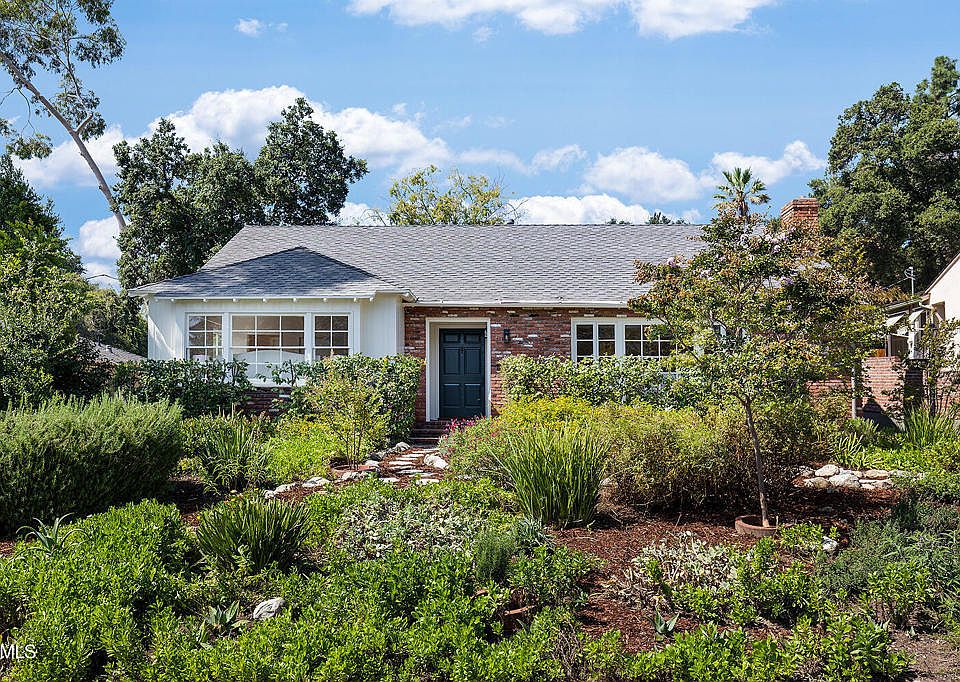 1st image of 2087 N Altadena Dr