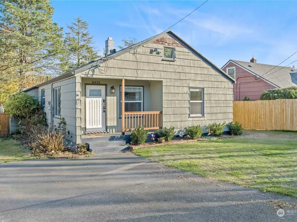 8435 Tacoma Ave S, Tacoma, WA 98444