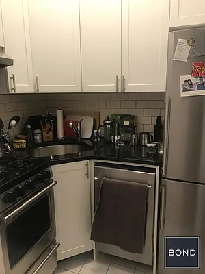 Rented by Bond New York | media 19