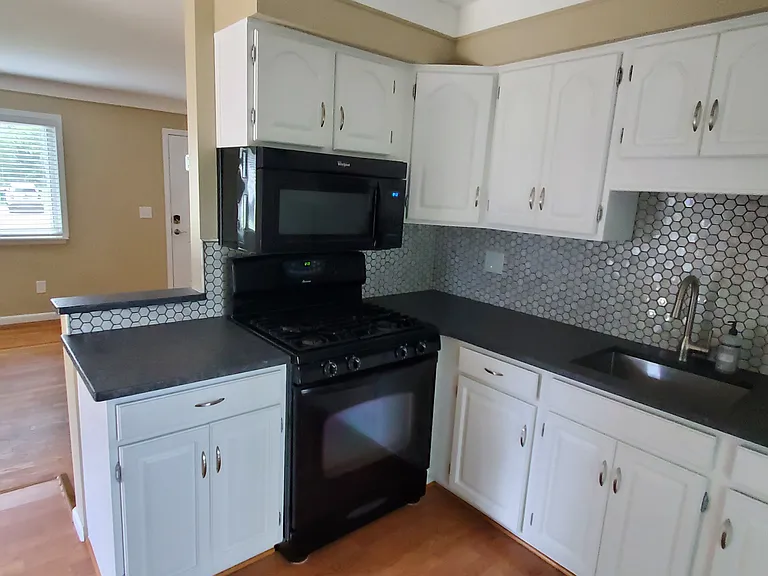 736 Glenwyth Rd — Photo 8