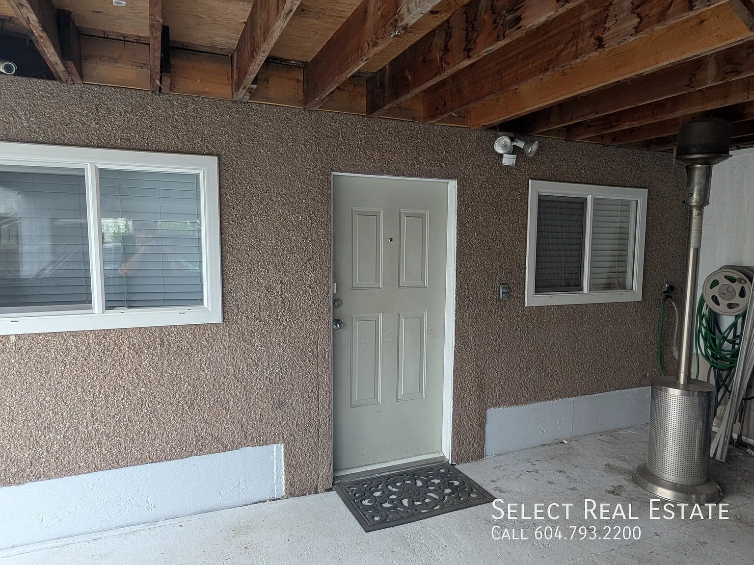 3 bed, 1000 sqft, $2,250 — Photo 2