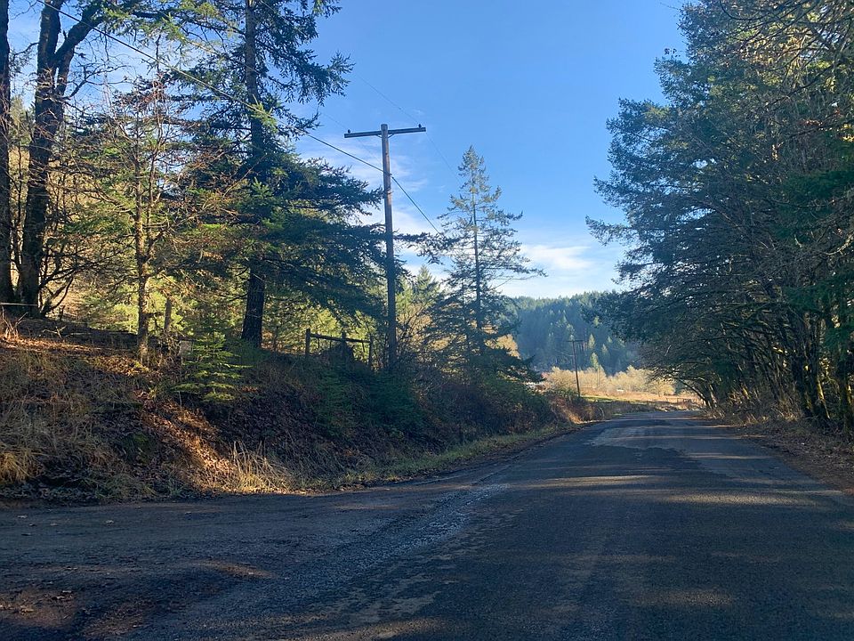 2nd image of 17341 SW Rock Creek Rd