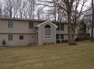 16 Chelsea Dr, Budd Lake, NJ 07828