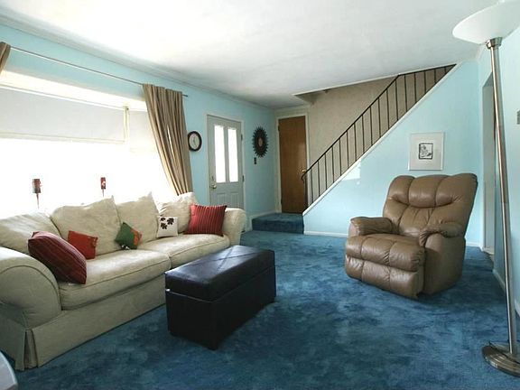 Spacious Living Room