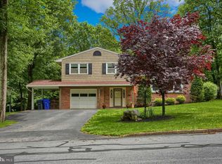 31 Sunset Dr, Carlisle, PA 17013