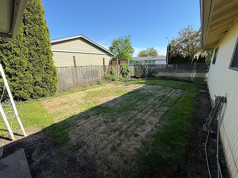 1488 Palace Dr NE — Photo 24