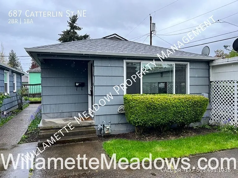 687 Catterlin Ave NE — Photo 5
