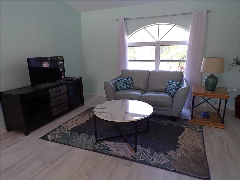 15624 Hennipen Cir — Photo 16