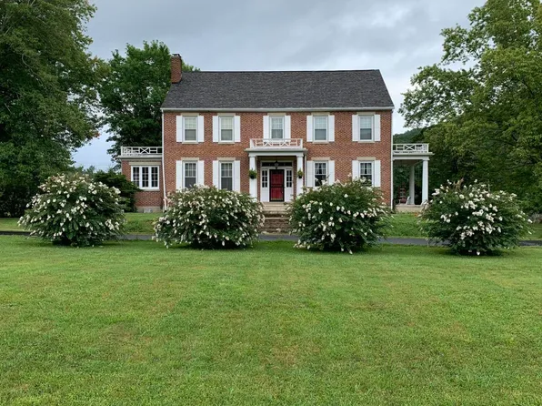 2930 Clarksburg Rd, Vanceburg, KY 41179