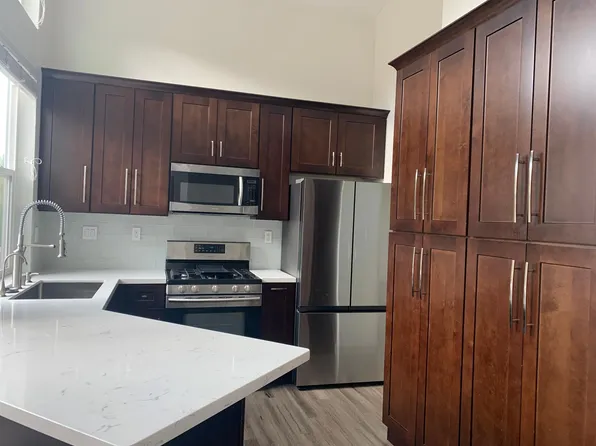 1084 S Positano Ave, Anaheim, CA 92808