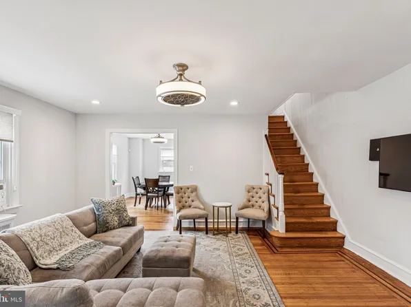 92 W Plumstead Ave, Lansdowne, PA 19050
