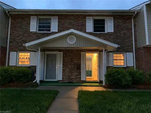101 Oxford Pl APT 17, High Pt, NC 27262