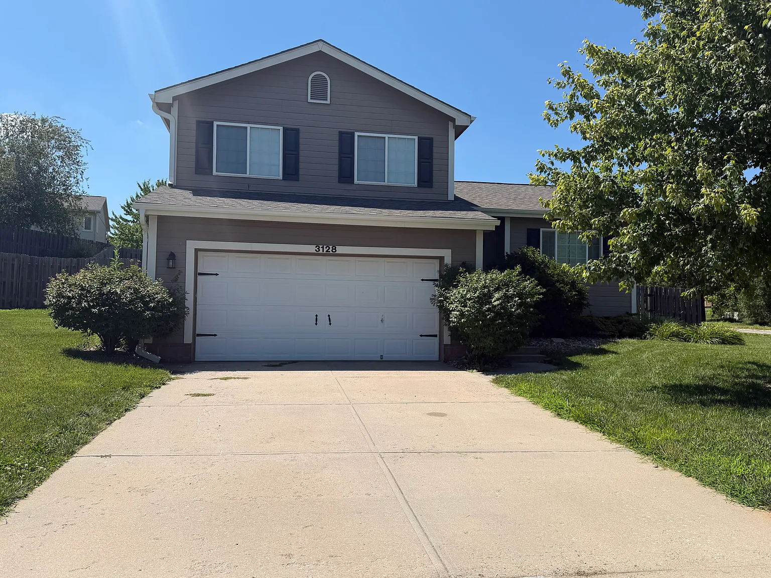 3 bed, 1793 sqft, $2,400 — Photo 3